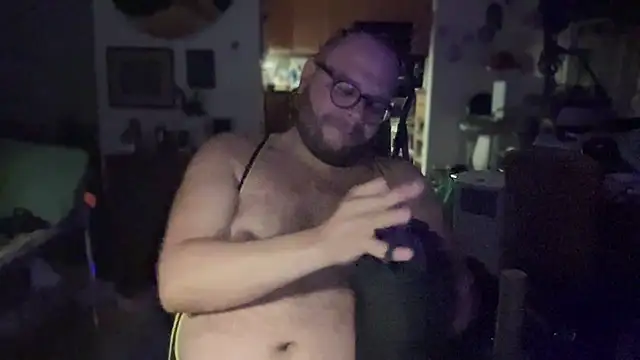PIGNIPSPUMPERn Live XXX chat