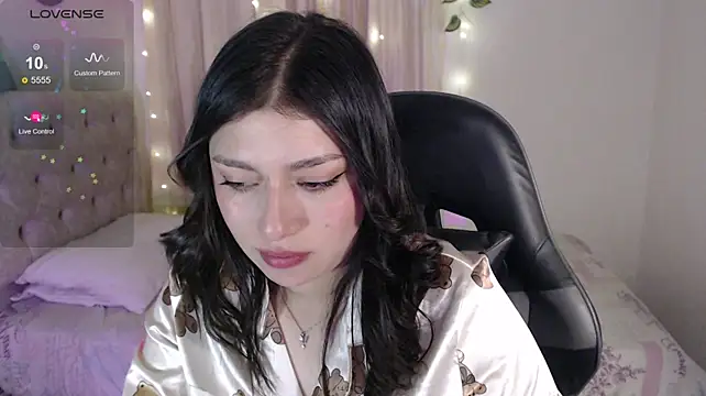Chat XXX ao vivo de mily_thomson_b_