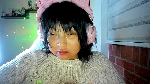 Shaddycute_ Chat XXX live