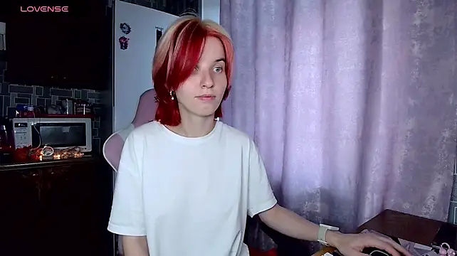 Madelaineses Adlı Modelin Canlı XXX Sohbeti