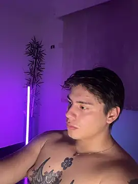Giordano_Russo élő XXX-chatje
