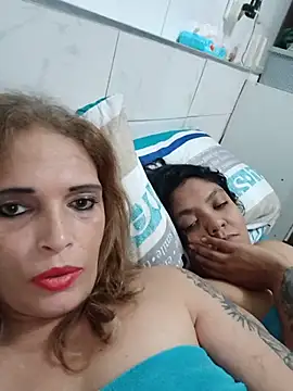 2Juicy_pussy Chat XXX live