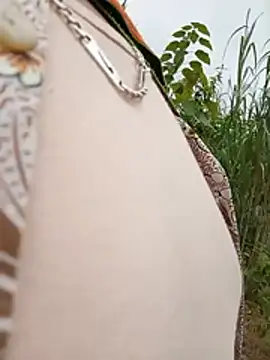 Bella-Camel's Live XXX Chat