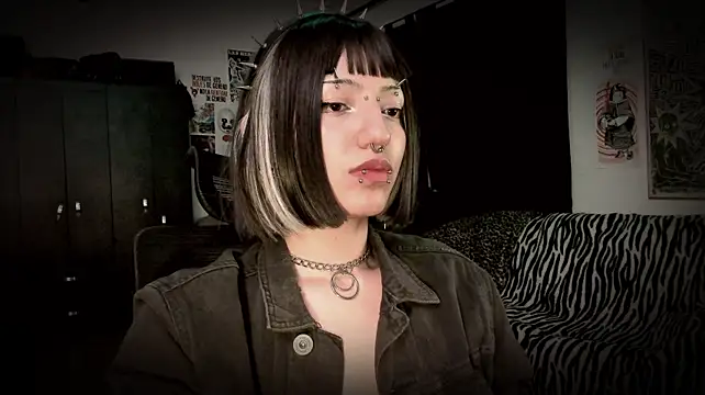 roxy_toxic's Live XXX Chat