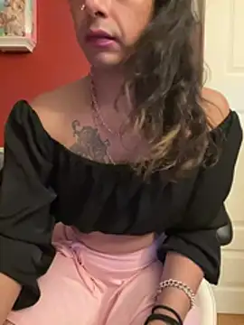 دردشة TranSexualJade95 الجنسية المباشرة