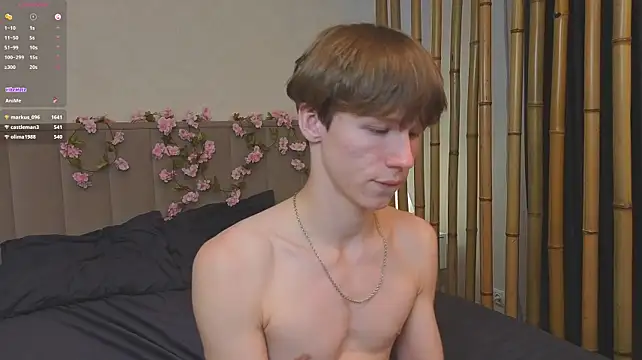cuMte_boy – Kamerová šou
