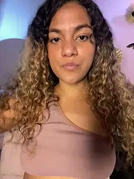 AngelPinkk_'s Live XXX Chat