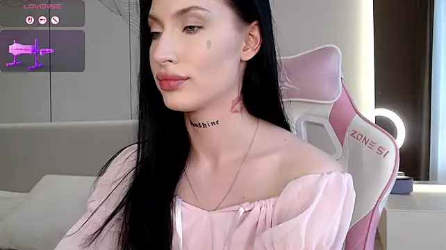 Chatroom XXX en direct de JenniferQueen11