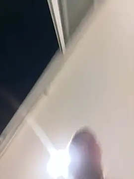 צ'אט XXX בשידור חי של Nikii__