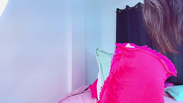 AlyaThompson live XXX chat