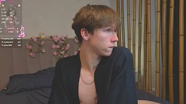 cuMte_boy Шоу с уебкамера
