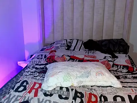 Little_ebonyx webcam show