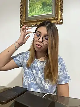 baddieasiantv's Webcam Show