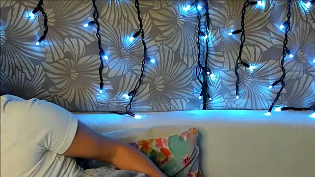 MaggieCake live XXX chat