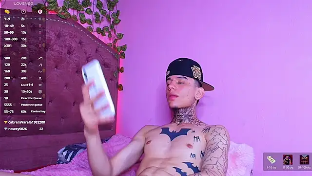 TheBatMansion Live XXX Chat