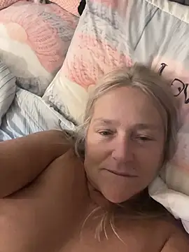 Blondnboujee53: вебкам-шоу