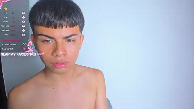 دردشة Asher_Young الجنسية المباشرة