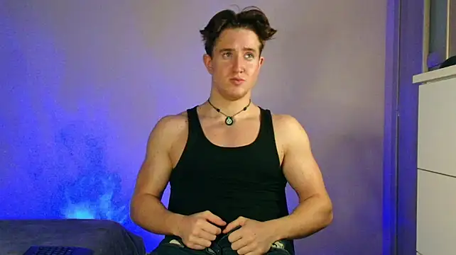 ChristianLevine_ – Naživo XXX chat