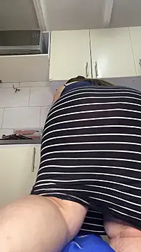 Czat XXX na żywo – Chloee_Peach