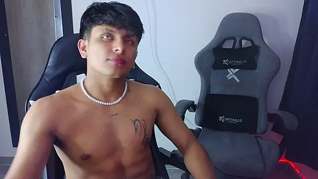 dany_fans élő XXX-chatje
