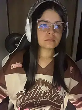 دردشة XXXAngella الجنسية المباشرة