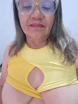 Vickyfox_ Adlı Modelin Canlı XXX Sohbeti