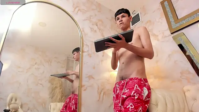 Tiger_skinny's Live XXX Chat