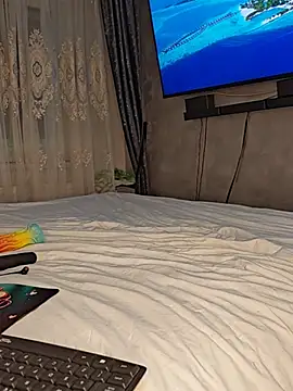 AvaSquirtMilf Show Webcam