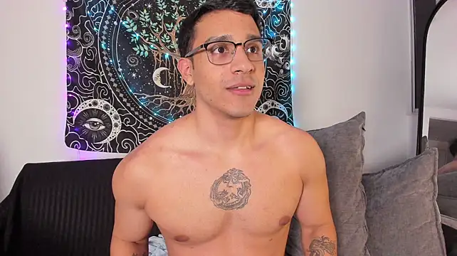 Chat XXX ao vivo de alphaandmuse