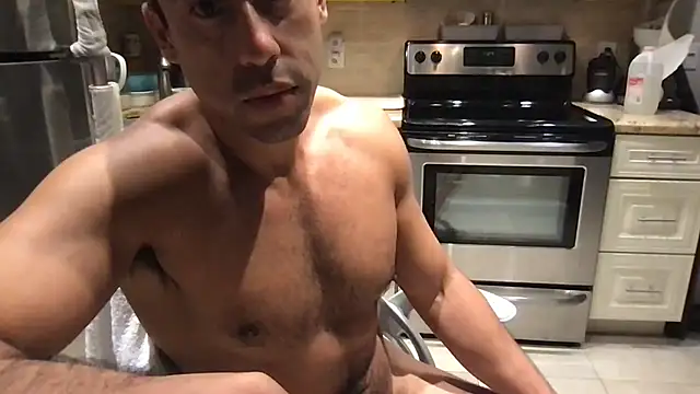 BigGuyMuscle's Live XXX Chat