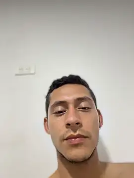 دردشة Boy_hot- الجنسية المباشرة