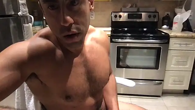 צ'אט XXX בשידור חי של BigGuyMuscle