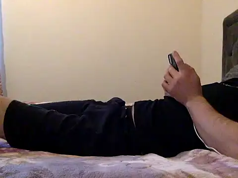 Robynson97 XXX чат на живо
