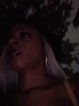 Chat XXX en directo de Jasmine_FullsShine