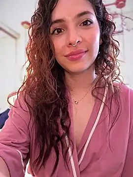Chat +18 de Zoe_Bae ao vivo