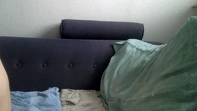 erwin-daren Live XXX chat