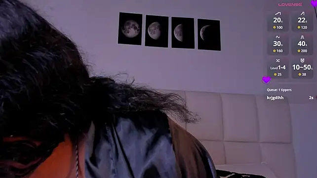 دردشة Megan_Brunette2 الجنسية المباشرة