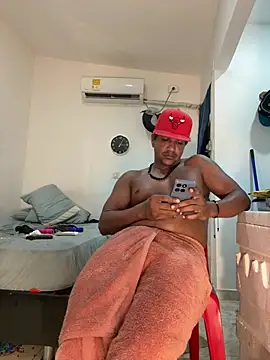 bigdick211292 লাইভ XXX চ্যাট