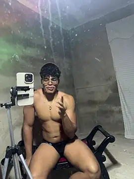 max__4vc Webcam show