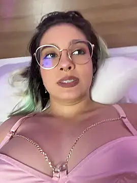 دردشة Akatsumi_ الجنسية المباشرة
