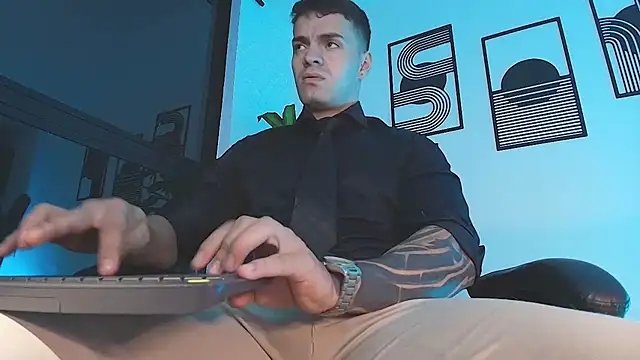 ALPHA_DOMINUS_ webcam show