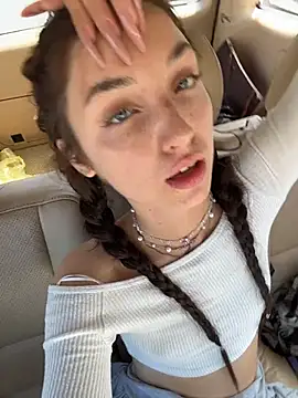 DollyTall Webcamshow