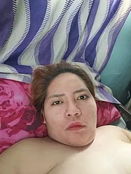 dirtymumnasty45 网络视讯表演