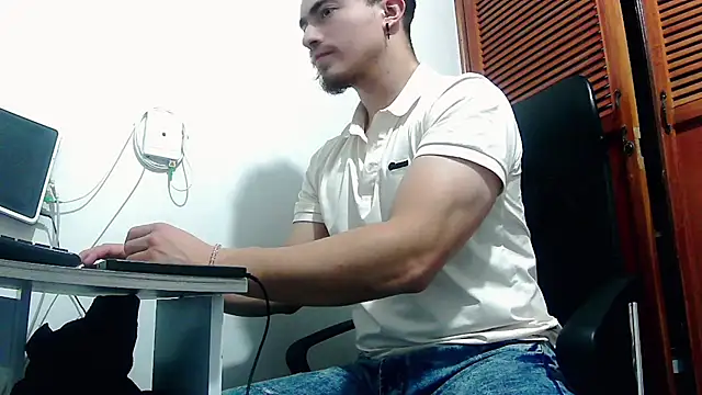 โชว์เว็บแคมของ TouchDaddy4
