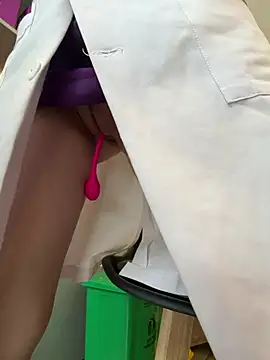 secretly_masturbating 网络视讯表演
