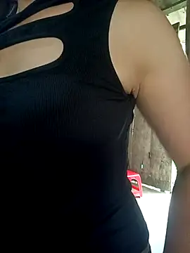 love_baby- Adlı Modelin Canlı XXX Sohbeti