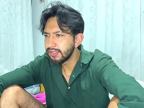 عرض كام thomass1018