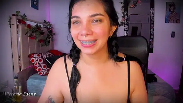 victoriaasaenz_ live XXX chat