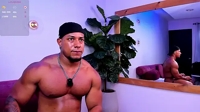 Travis_lenox_n Live XXX chat