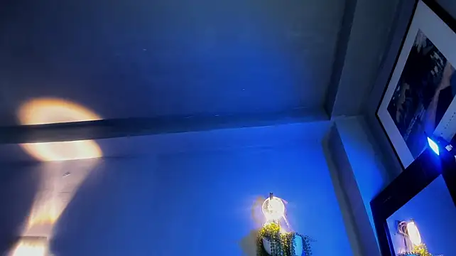 Travisttanner28 Show Webcam